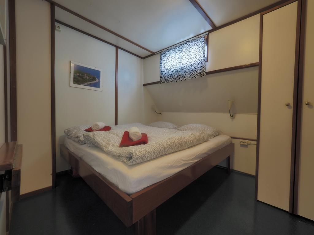Hotelboot Sarah อัมสเตอร์ดัม ภายนอก รูปภาพ